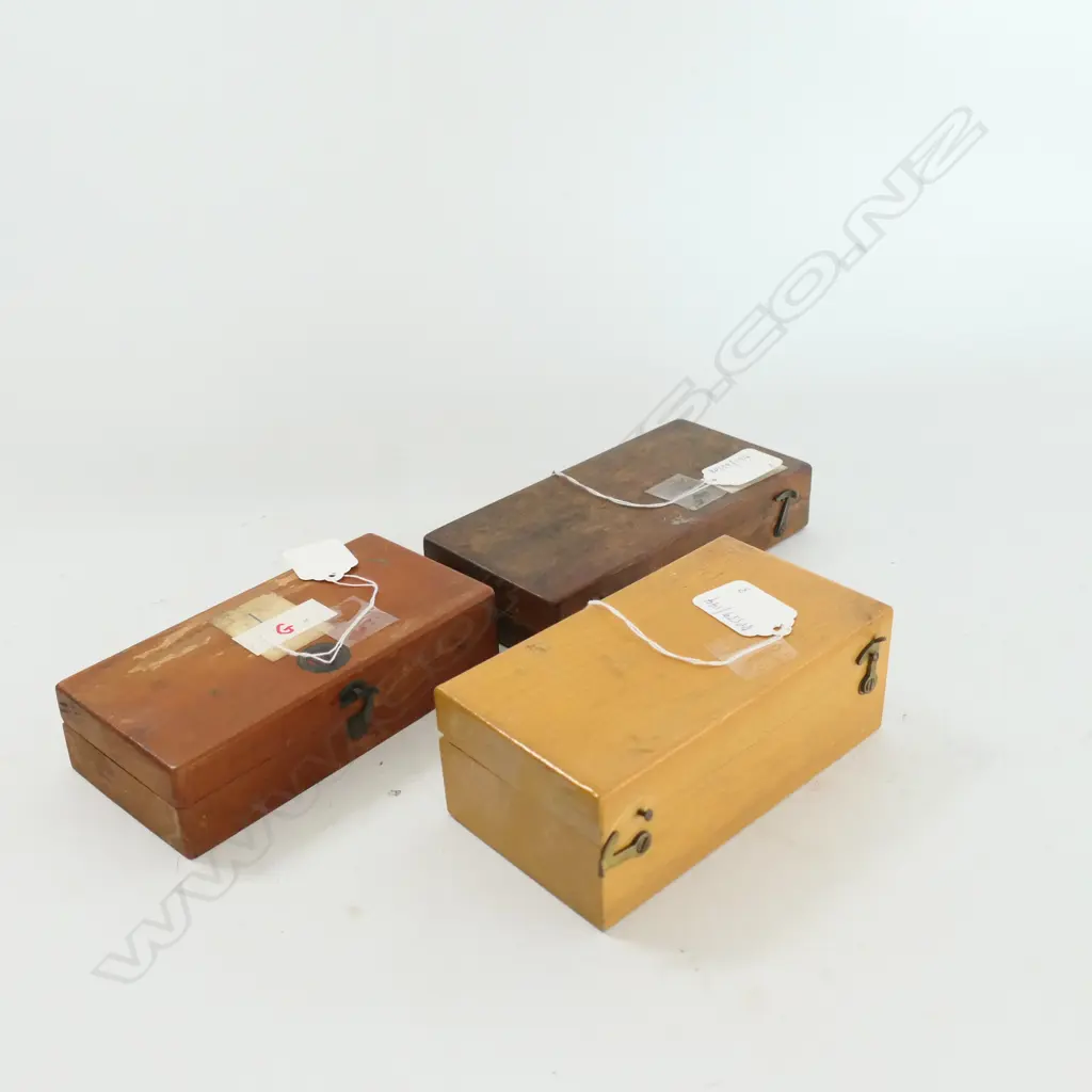 3 CASED SETS OF SMALL CHEMICAL BALANCE WEIGHTS Image 1++